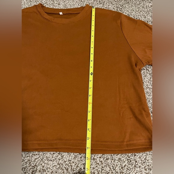 Rust Colored Short Sleeve Top and Shorts Set - Picture 10 of 12